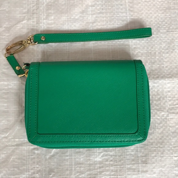 neiman marcus wristlet